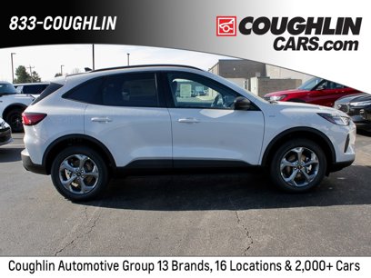 New 2025 Ford Escape ST-Line w/ Cold Weather Package