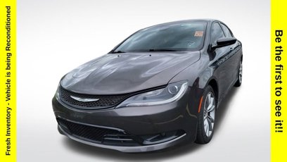 Used 2015 Chrysler 200 S w/ Comfort Group