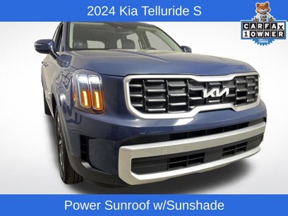 Used 2024 Kia Telluride S w/ S Sunroof Package