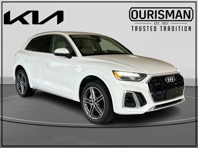 Used 2022 Audi Q5 e Premium w/ Convenience Package