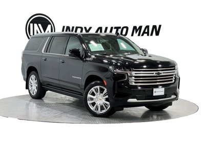 Used 2022 Chevrolet Suburban High Country w/ Premium Package 2