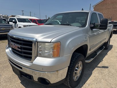 Used 2010 GMC Sierra 2500 SLT w/ Suspension Package, Off-Road