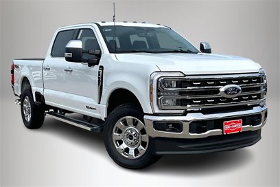 New 2025 Ford F350 Lariat