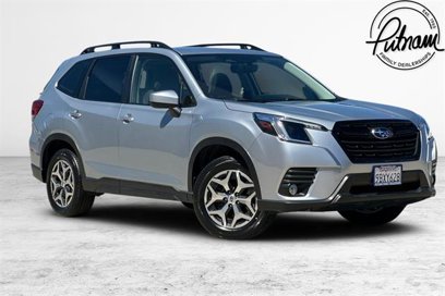 Used 2022 Subaru Forester Premium w/ Popular Package #1