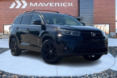 Used 2019 Toyota Highlander SE