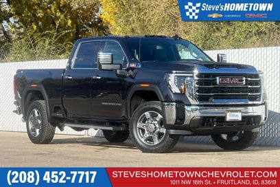 New 2025 GMC Sierra 2500 SLT w/ SLT Premium Package