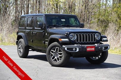 New 2024 Jeep Wrangler Sahara w/ Technology Group