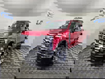 New 2025 Ford F250 4x4 Crew Cab Super Duty
