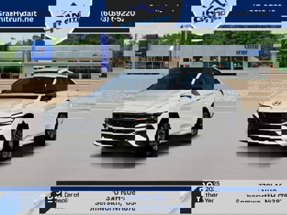 New 2025 Hyundai Elantra SEL