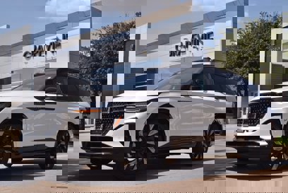 New 2025 Lincoln Nautilus Reserve w/ Jet Appearance Package