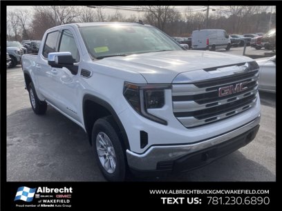 New 2025 GMC Sierra 1500 SLE w/ Preferred Package