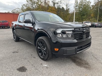 New 2024 Ford Maverick Lariat w/ Black Appearance Package
