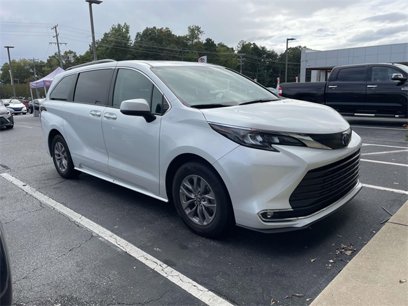 Used 2024 Toyota Sienna XLE