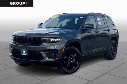 Used 2022 Jeep Grand Cherokee Altitude