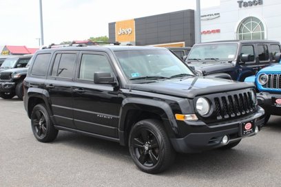 Used 2014 Jeep Patriot Limited w/ Sun/Sound Group