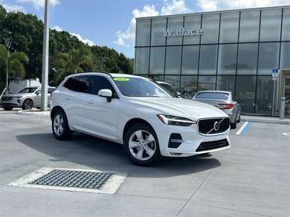 Used 2022 Volvo XC60 B5 Momentum