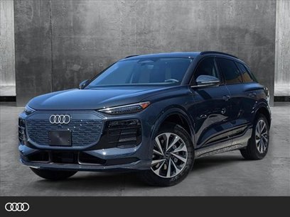 New 2025 Audi Q6 e-tron Premium Plus