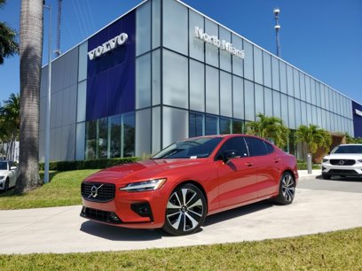 Certified 2022 Volvo S60 B5 Momentum w/ Premium Package