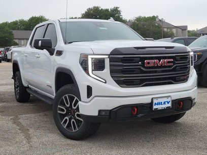 New 2025 GMC Sierra 1500 AT4 w/ AT4 Premium Package