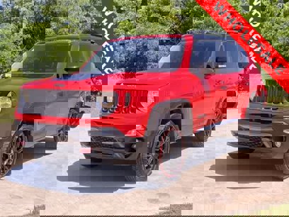 Used 2016 Jeep Renegade Trailhawk w/ Premium Trailhawk Package