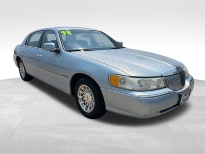 Used 1998 Lincoln Town Car Signature