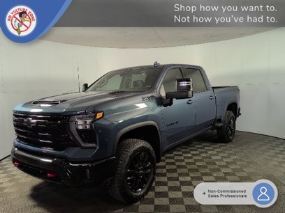 New 2025 Chevrolet Silverado 3500 LTZ w/ Trail Boss Package
