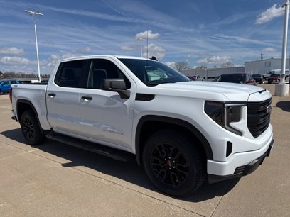 Used 2024 GMC Sierra 1500 Pro w/ Graphite Edition