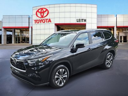 Used 2023 Toyota Highlander XLE
