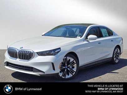 New 2024 BMW i5 eDrive40i w/ M Sport Package