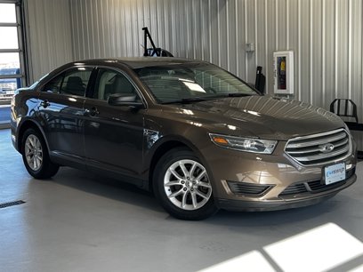 Used 2015 Ford Taurus SE