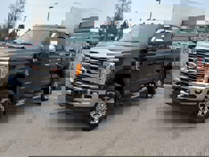 Used 2017 Ford F350 Lariat w/ Chrome Package