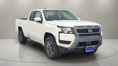 New 2025 Nissan Frontier SV