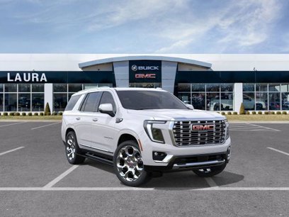 New 2025 GMC Yukon Denali w/ Sun & Power Step Package