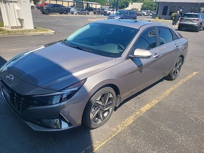 Used 2022 Hyundai Elantra Limited
