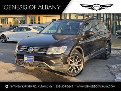 Used 2021 Volkswagen Tiguan SE w/ Panoramic Sunroof Package