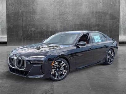 New 2025 BMW 760i xDrive w/ Executive Package