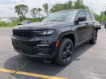 New 2025 Jeep Grand Cherokee Limited w/ Black Appearance Package