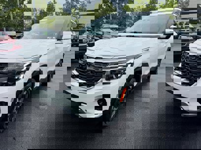 Used 2025 Kia Seltos S