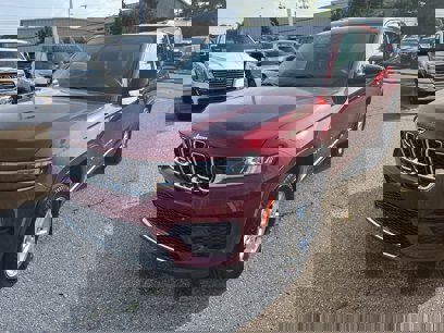 Certified 2022 Jeep Grand Cherokee Laredo w/ Luxury Tech Group I