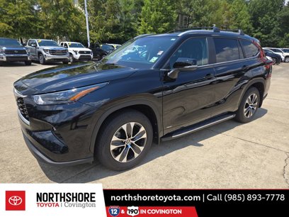 Certified 2025 Toyota Highlander XLE