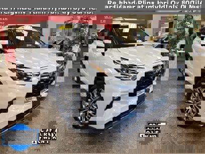 Used 2024 Toyota Highlander Platinum