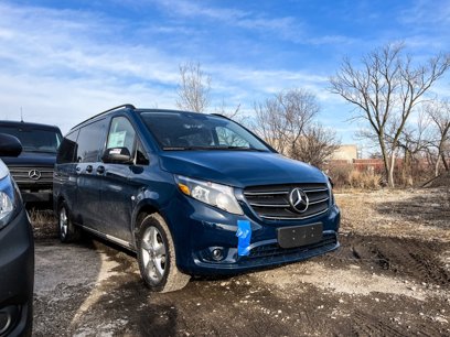 New 2023 Mercedes-Benz Metris Passenger