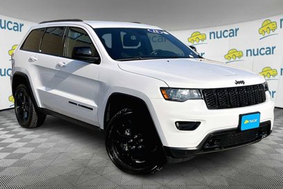 Used 2018 Jeep Grand Cherokee Laredo