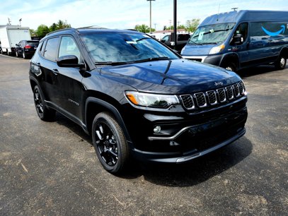 New 2025 Jeep Compass Latitude w/ Altitude Special Edition