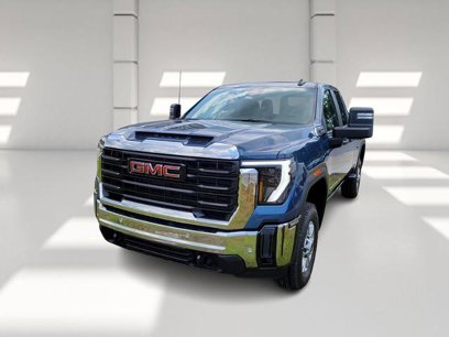 New 2025 GMC Sierra 2500 Pro