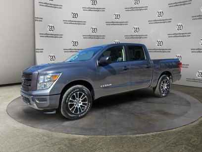 Used 2022 Nissan Titan SV