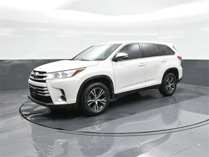 Certified 2019 Toyota Highlander LE