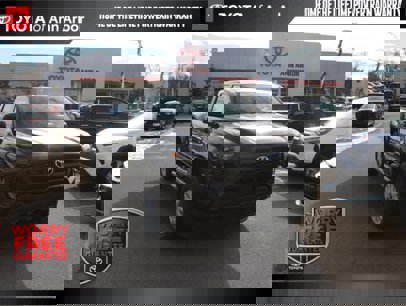 New 2024 Toyota Tacoma SR