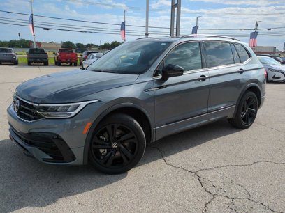 Used 2023 Volkswagen Tiguan SE R-Line