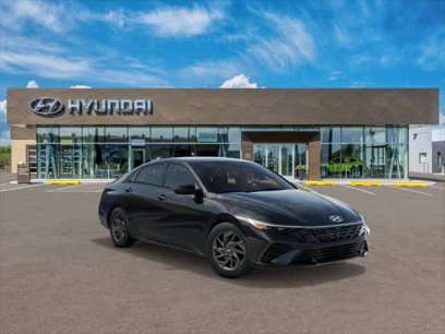 New 2025 Hyundai Elantra Blue